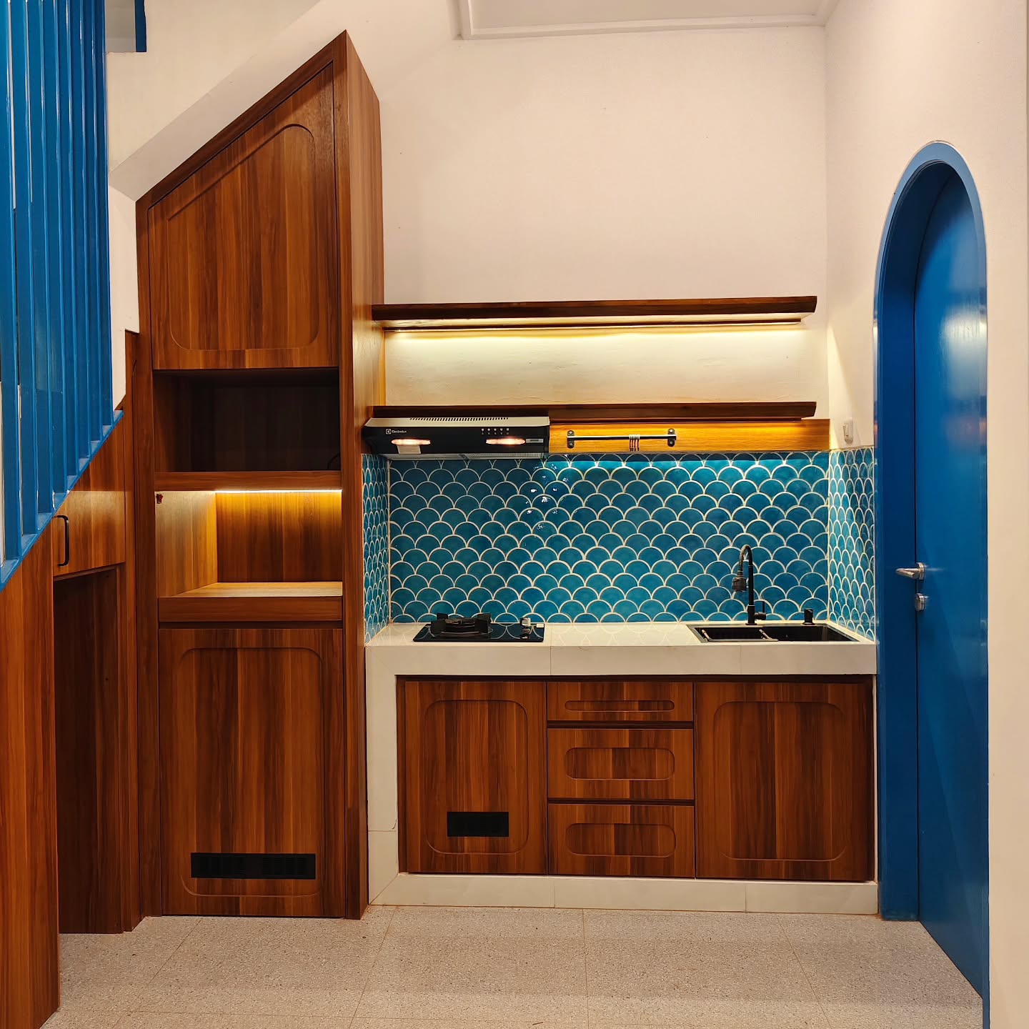 Kitchenset & Tower Cabinet — foto 1